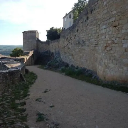 House L'irissou *